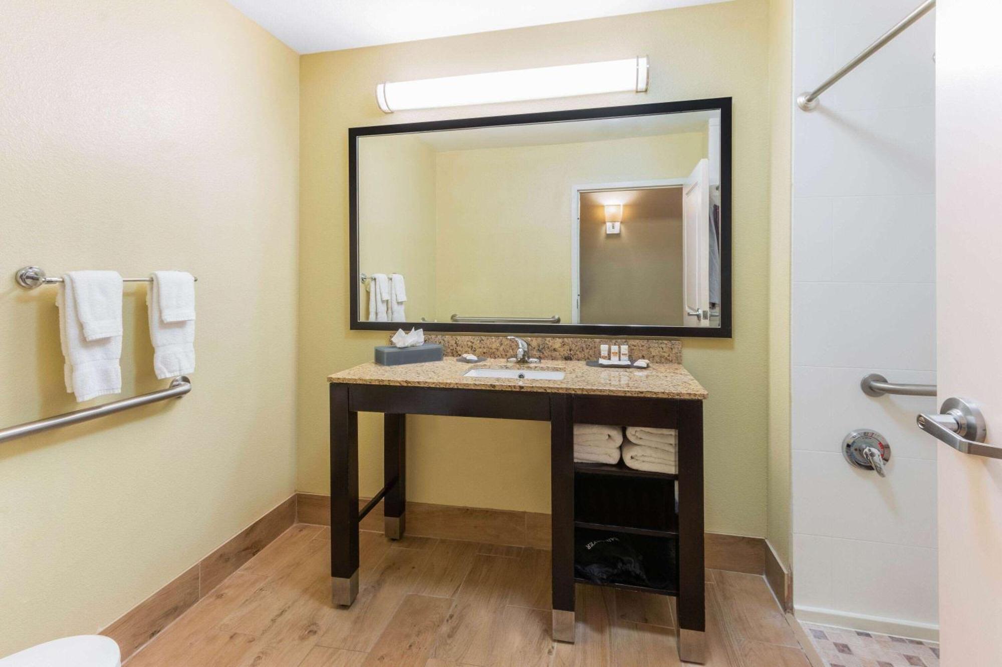Hotel La Quinta By Wyndham Carlsbad Exteriér fotografie